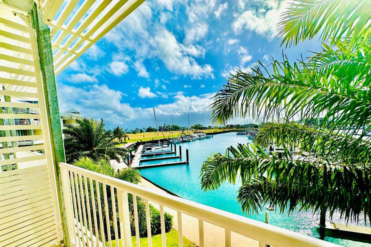 Absolute Luxury Marina Lifestyle At The Port Of Airlie Beach Exterior photo